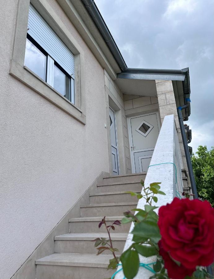 Divine Apartment Drniš Eksteriør bilde